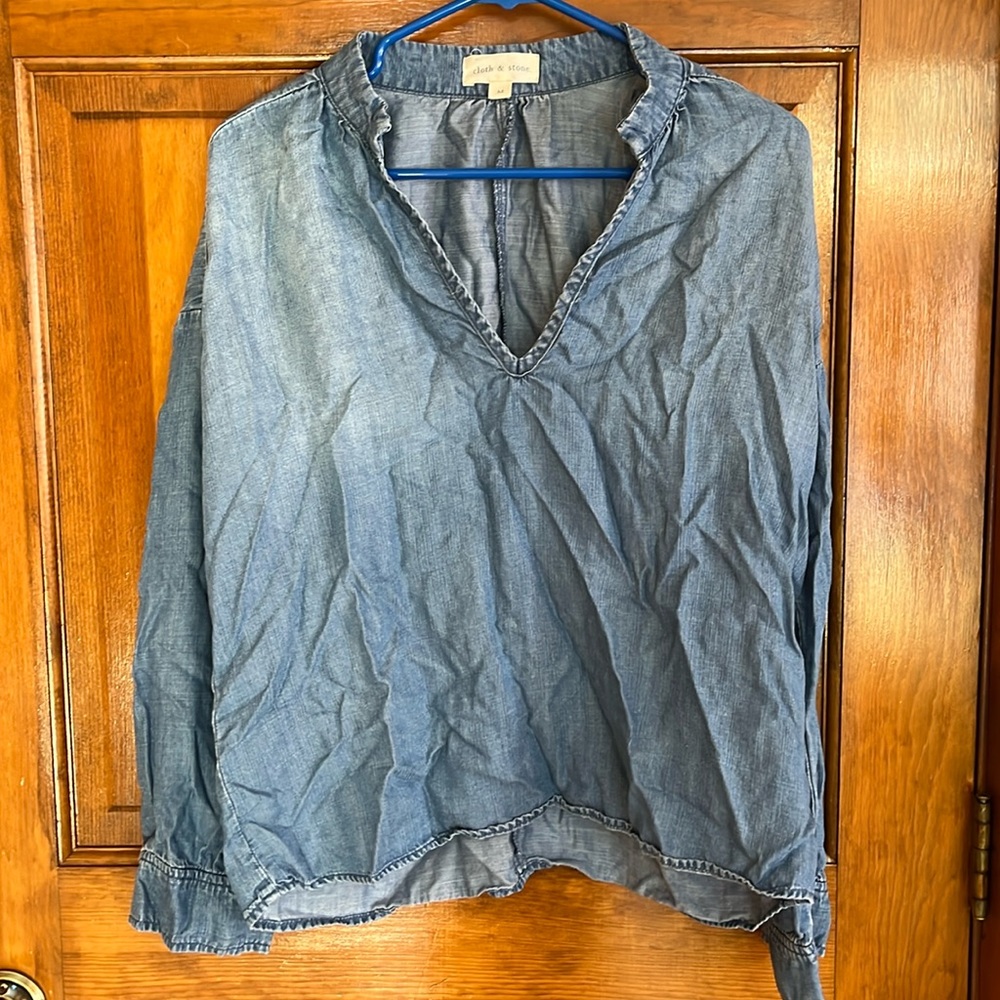 Cloth & Stone Anthropologie Blue V-Neck Longsleeve Blouse Size Medium